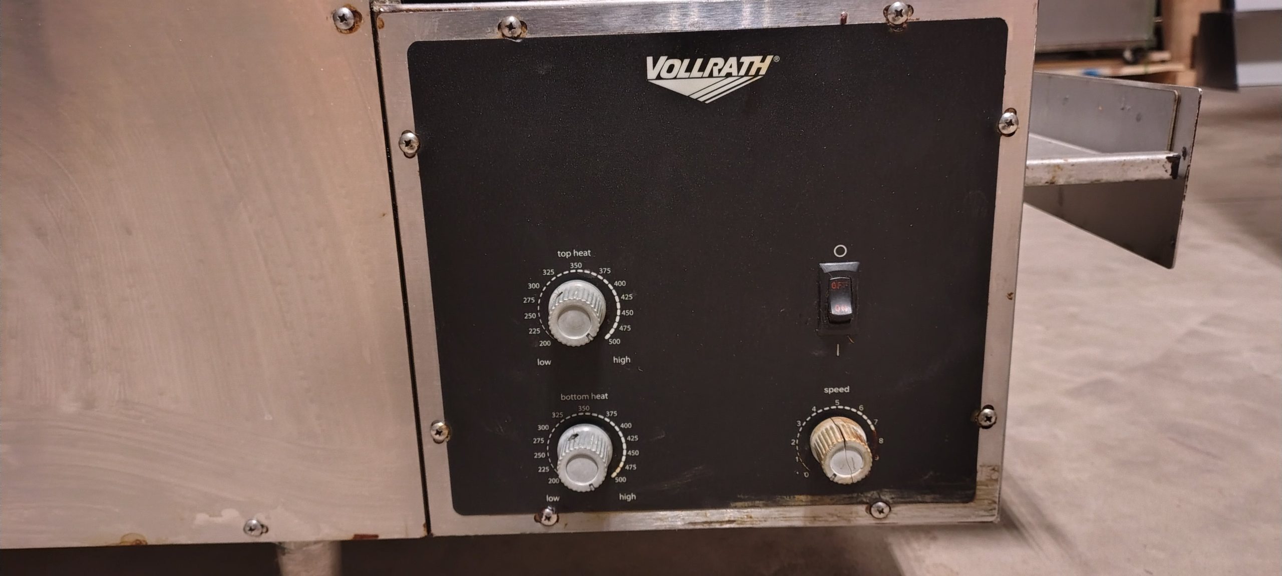 Vollrath JPO18 - 68 Inch Conveyor Pizza Oven - Image 7
